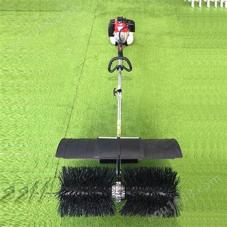 小型手推式梳草机 人造草坪维护清理设备 侧挂式刷草机 四冲程清扫机